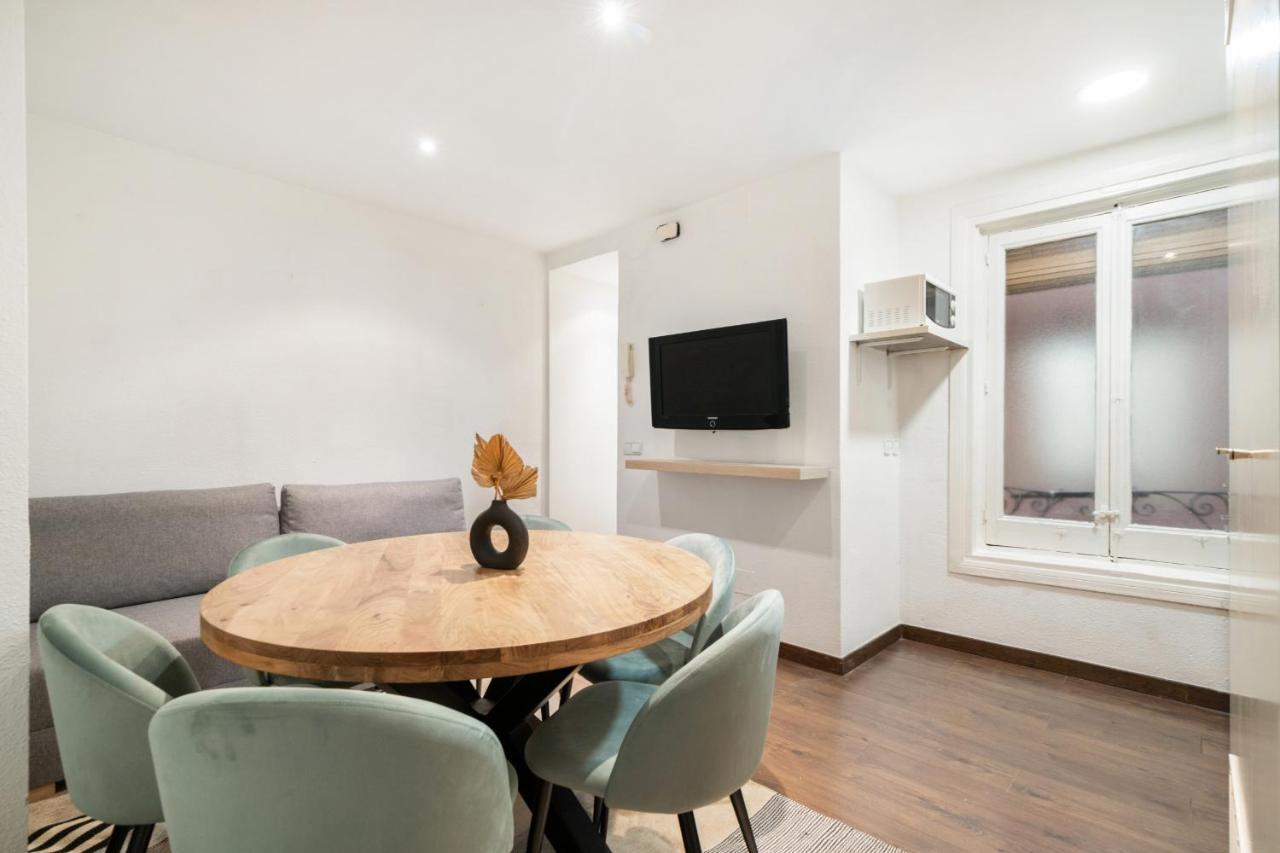 Ferienwohnung Apartamento En La Puerta Del Sol Madrid Exterior foto