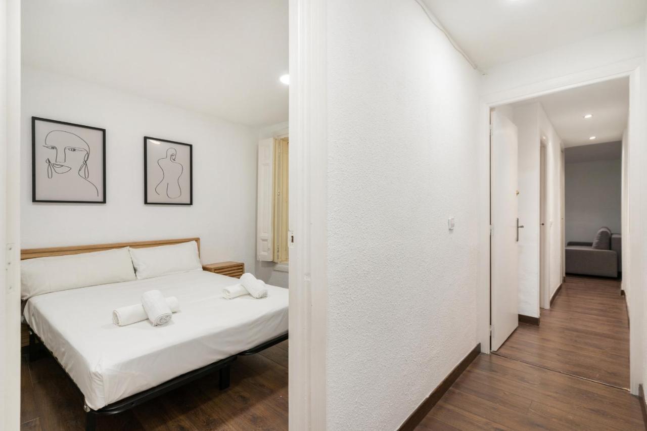 Ferienwohnung Apartamento En La Puerta Del Sol Madrid Exterior foto