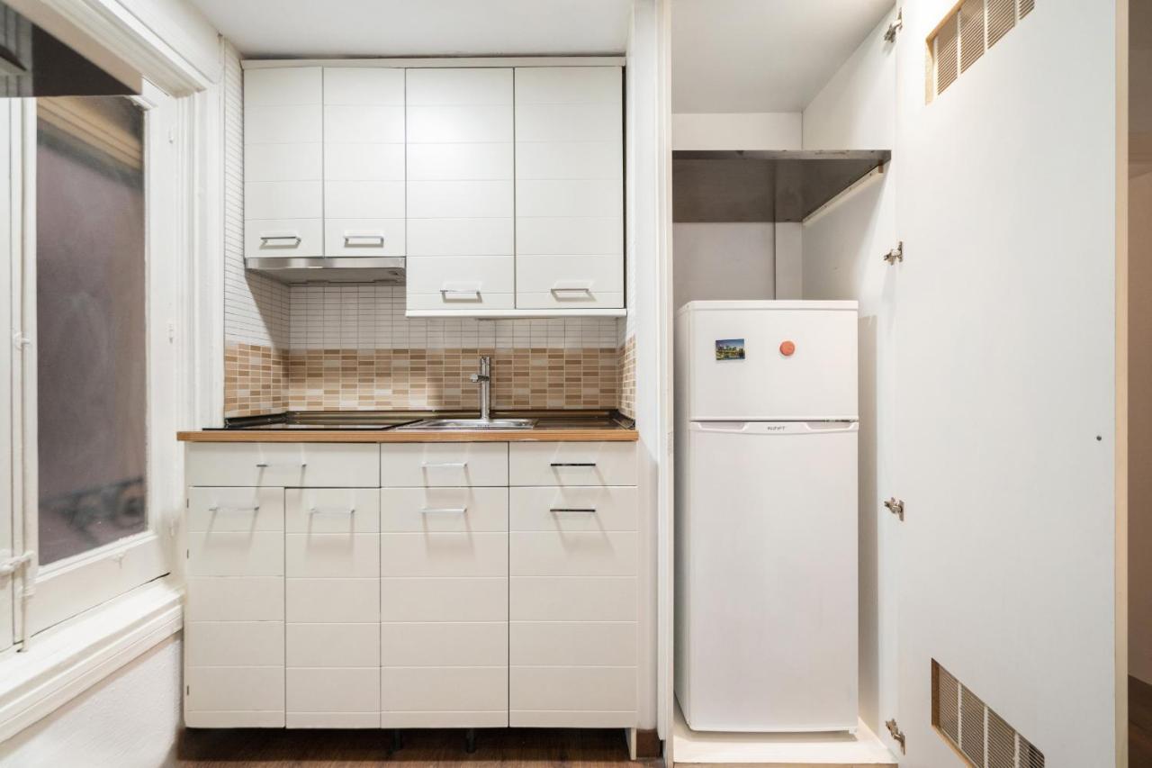 Ferienwohnung Apartamento En La Puerta Del Sol Madrid Exterior foto