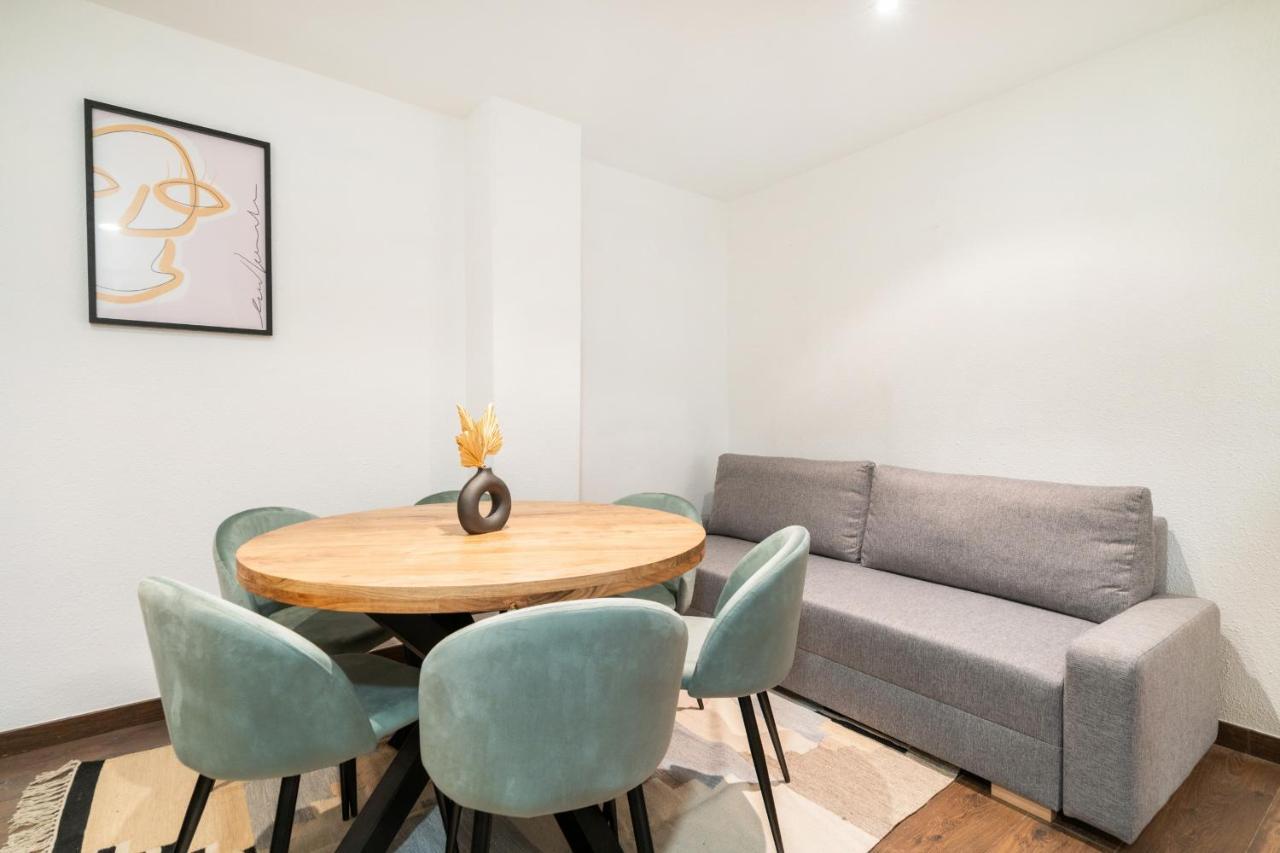 Ferienwohnung Apartamento En La Puerta Del Sol Madrid Exterior foto